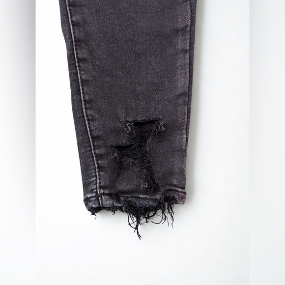 American Eagle Outfitters X-Long Distressed Black Skinny Jeans 🦅 - Picture 4 of 10
